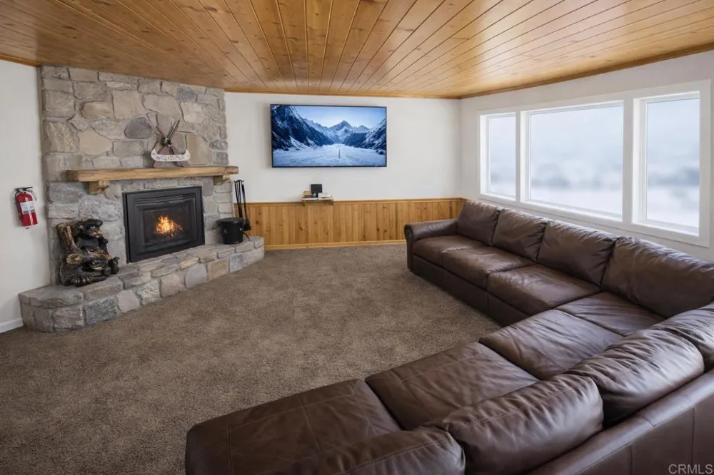 42988 Moonridge Road Big Bear Lake, CA 92315