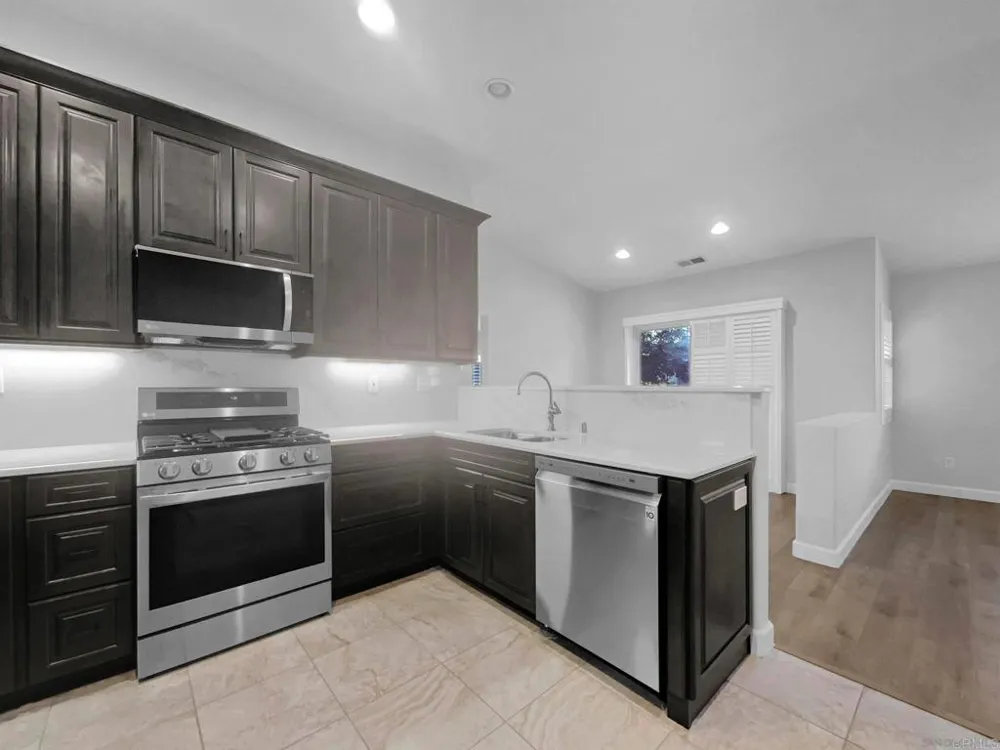 2060 BARBADOS #1 Chula Vista, CA 91915
