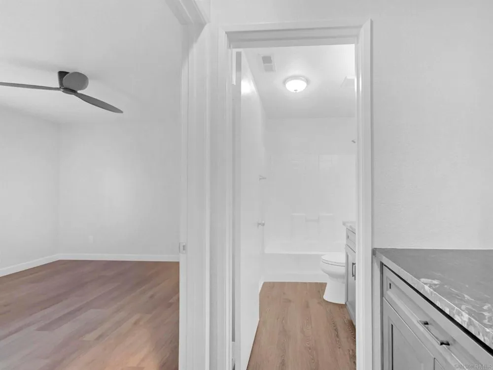 2060 BARBADOS #1 Chula Vista, CA 91915