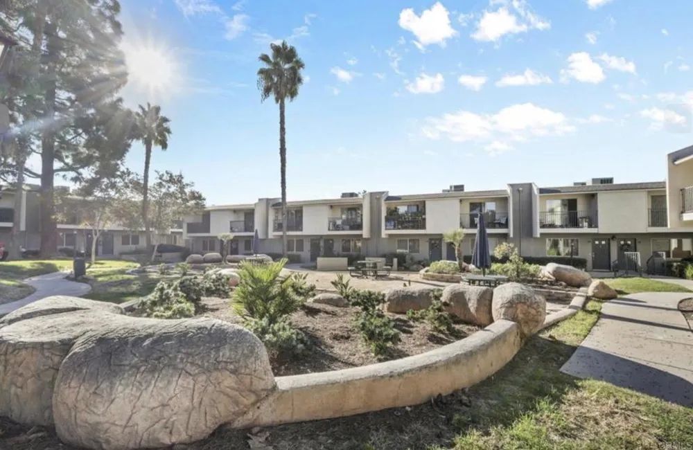 1045 Peach Avenue #28 El Cajon, CA 92021