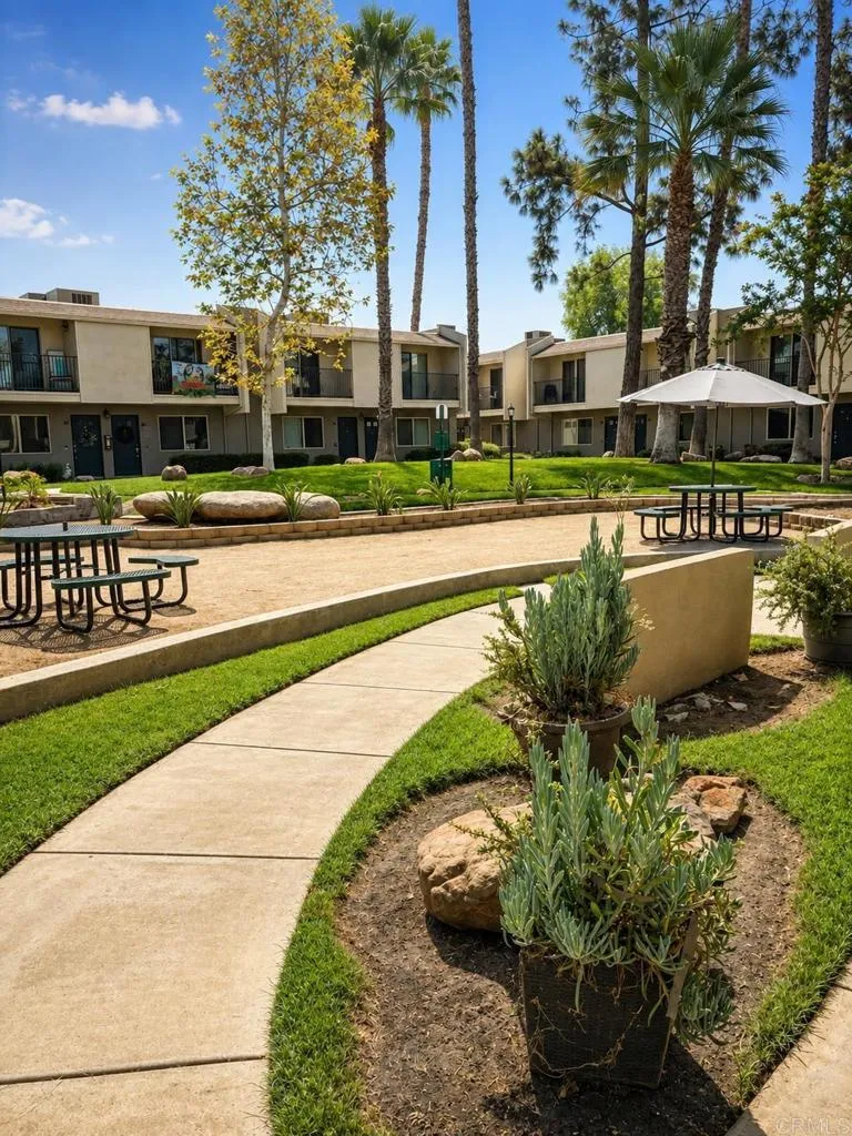 1045 Peach Avenue #28 El Cajon, CA 92021
