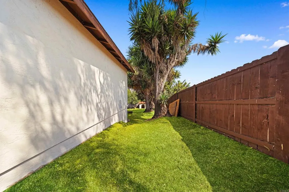 8808 Leigh Ave Spring Valley, CA 91977