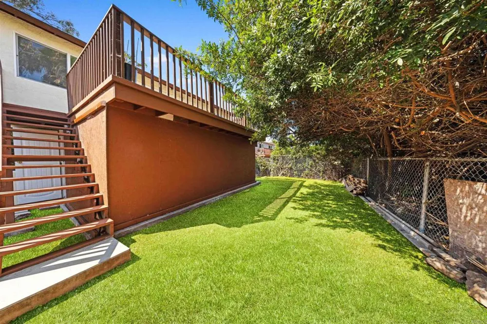 8808 Leigh Ave Spring Valley, CA 91977
