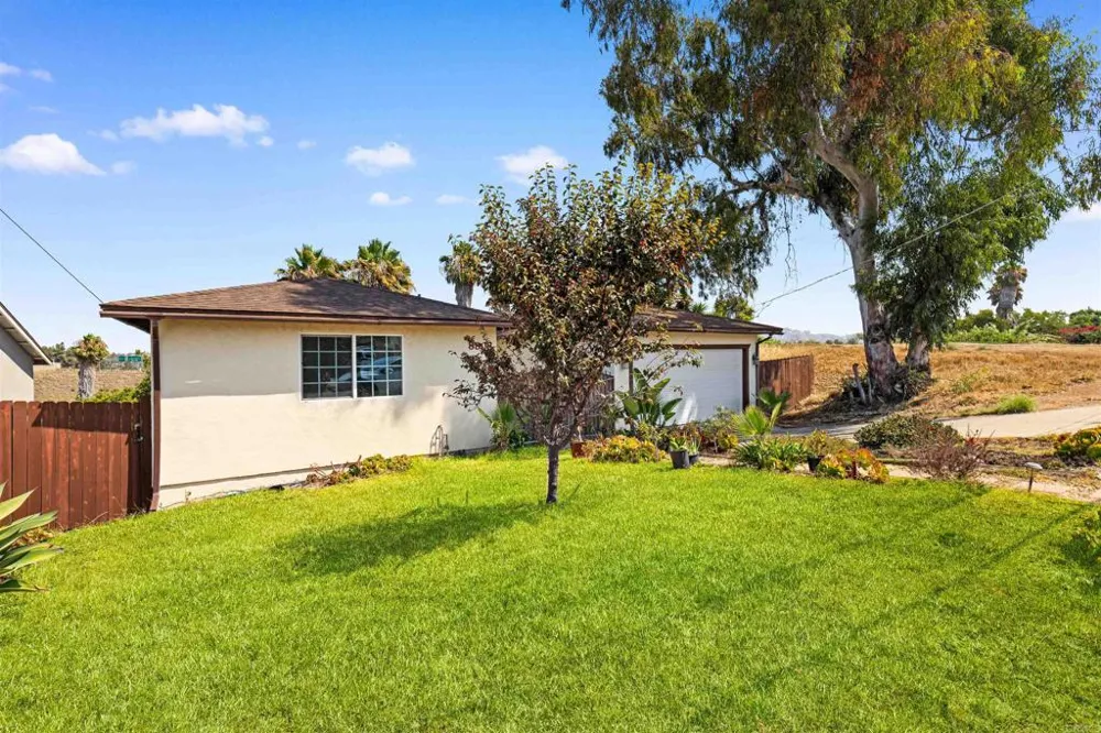 8808 Leigh Ave Spring Valley, CA 91977