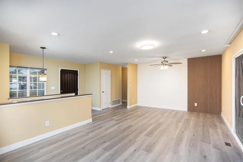 8808 Leigh Ave Spring Valley, CA 91977