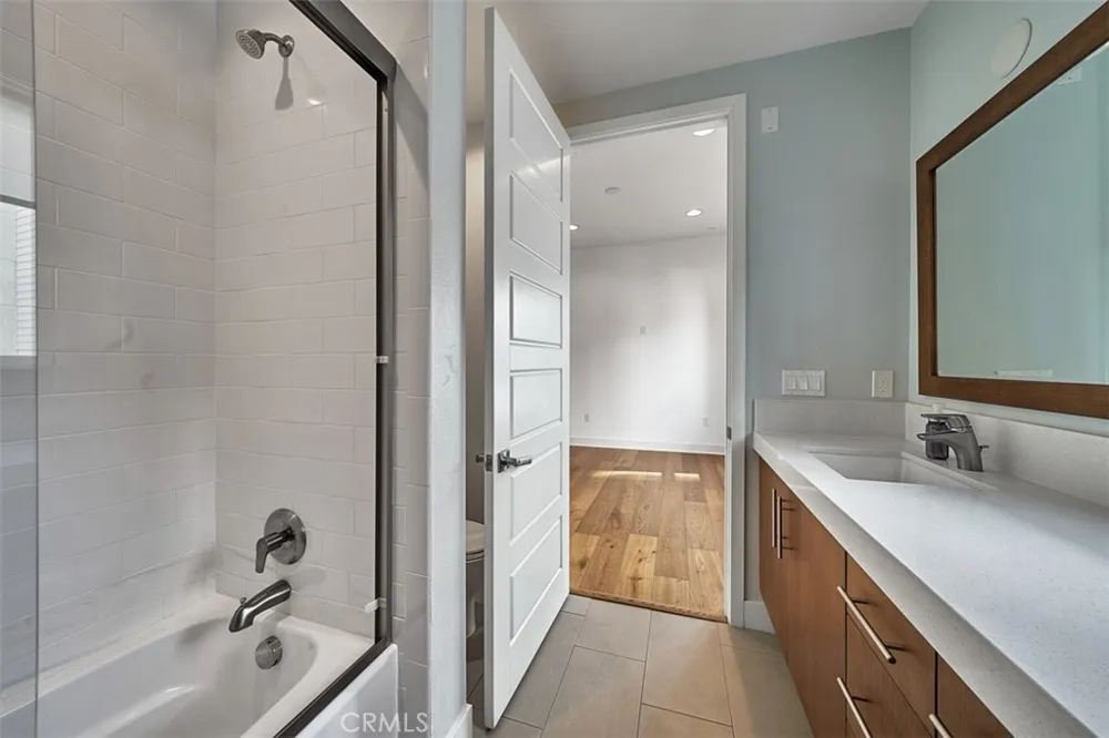 12468 Osprey Lane #1 Playa Vista, CA 90094