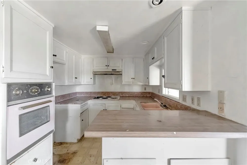 14919 S Normandie #27 Gardena, CA 90247