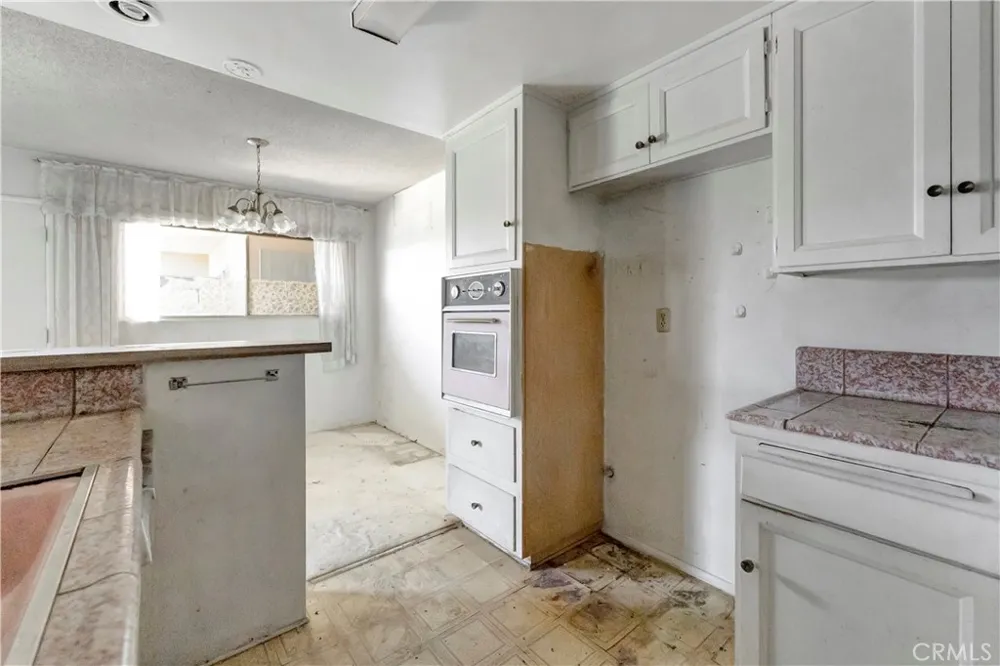 14919 S Normandie #27 Gardena, CA 90247