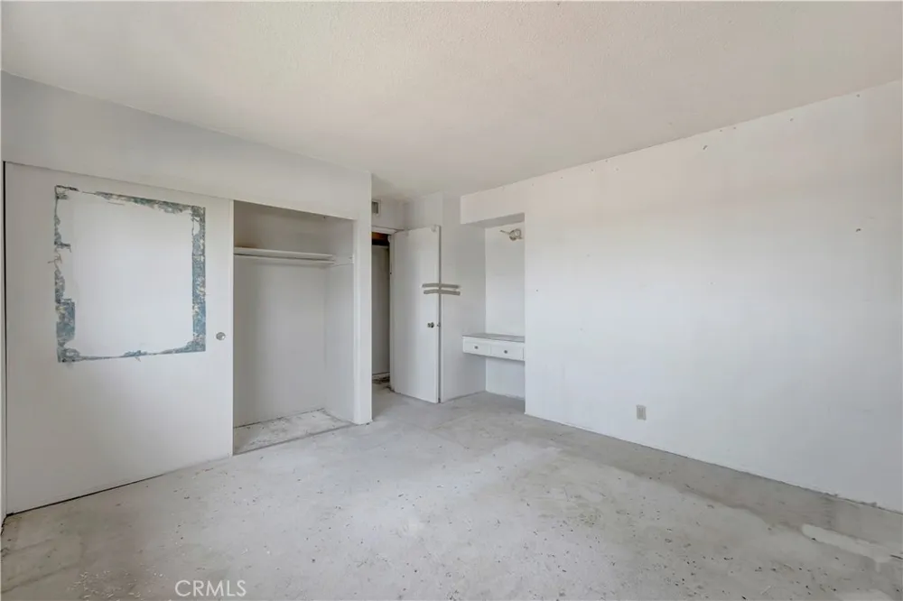 14919 S Normandie #27 Gardena, CA 90247