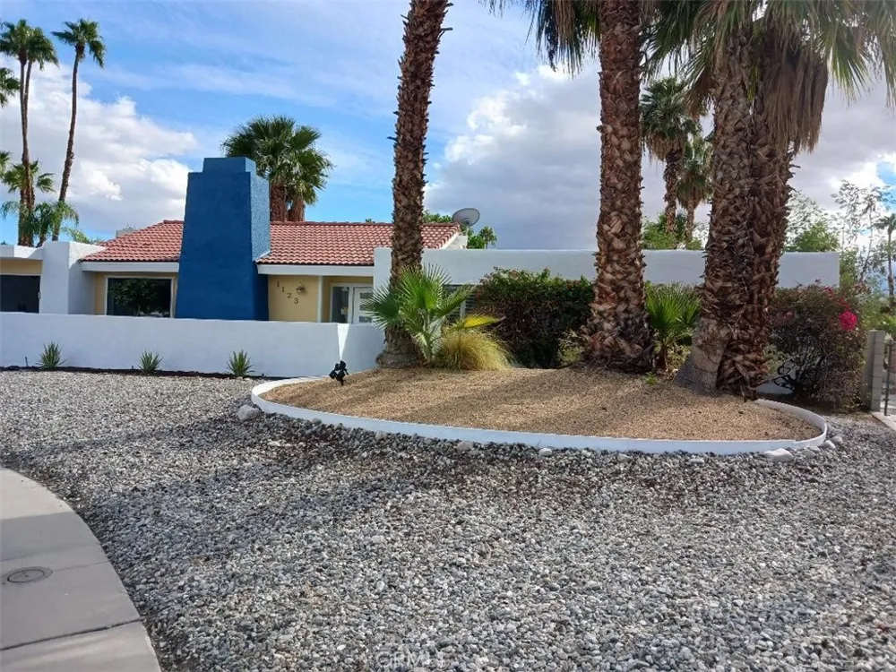 1123 E El Cid Palm Springs, CA 92262