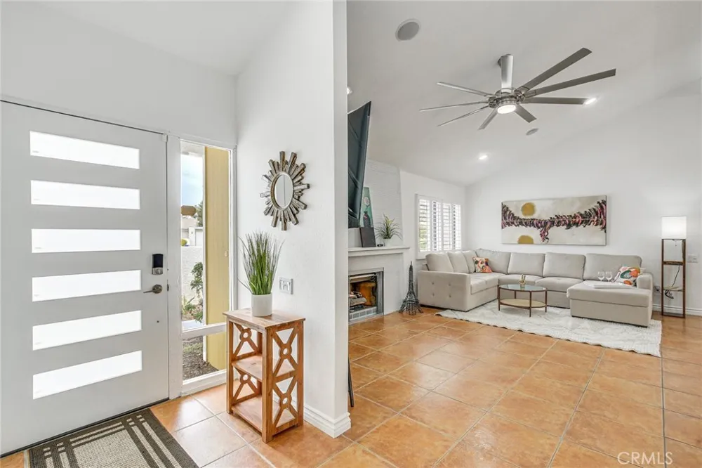 1123 E El Cid Palm Springs, CA 92262