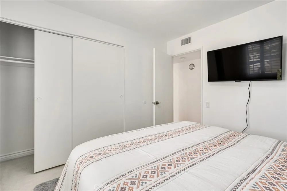 1123 E El Cid Palm Springs, CA 92262