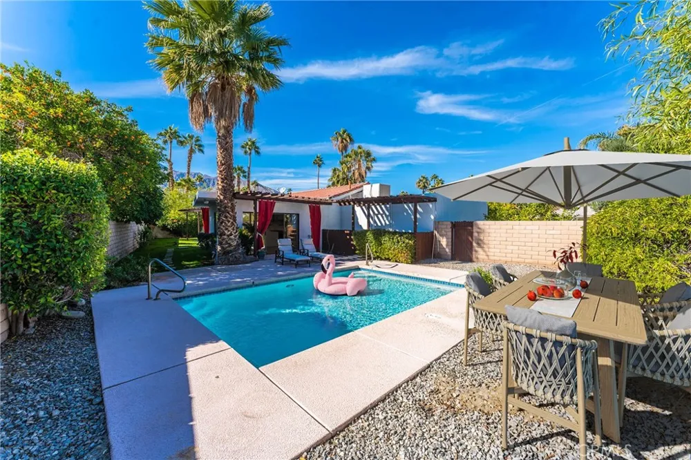 1123 E El Cid Palm Springs, CA 92262
