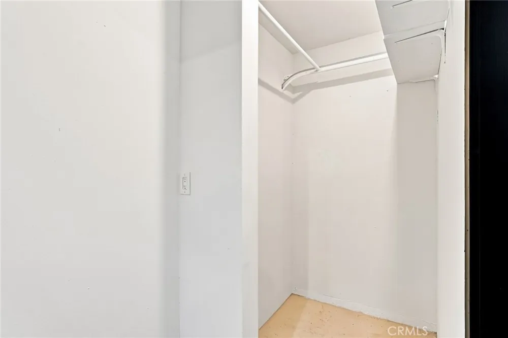 12239 Cedar Avenue Hawthorne, CA 90250
