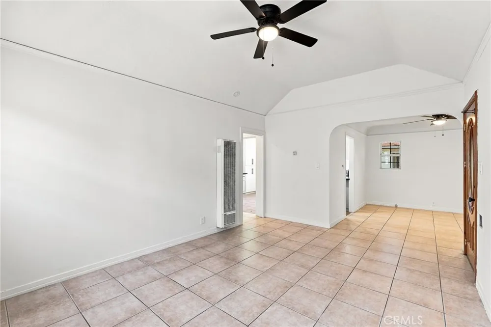 12239 Cedar Avenue Hawthorne, CA 90250