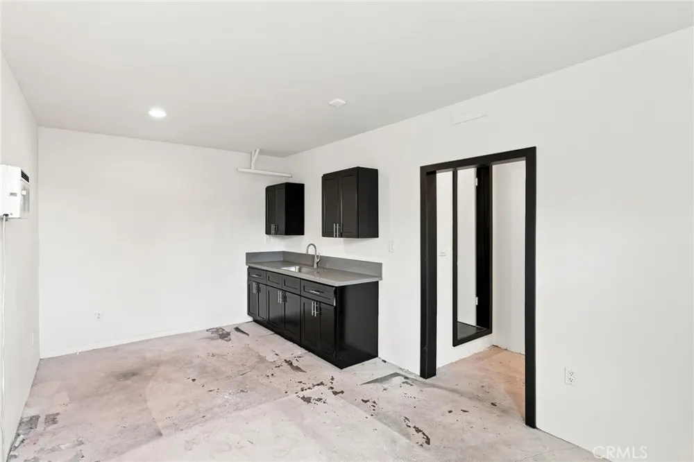12239 Cedar Avenue Hawthorne, CA 90250