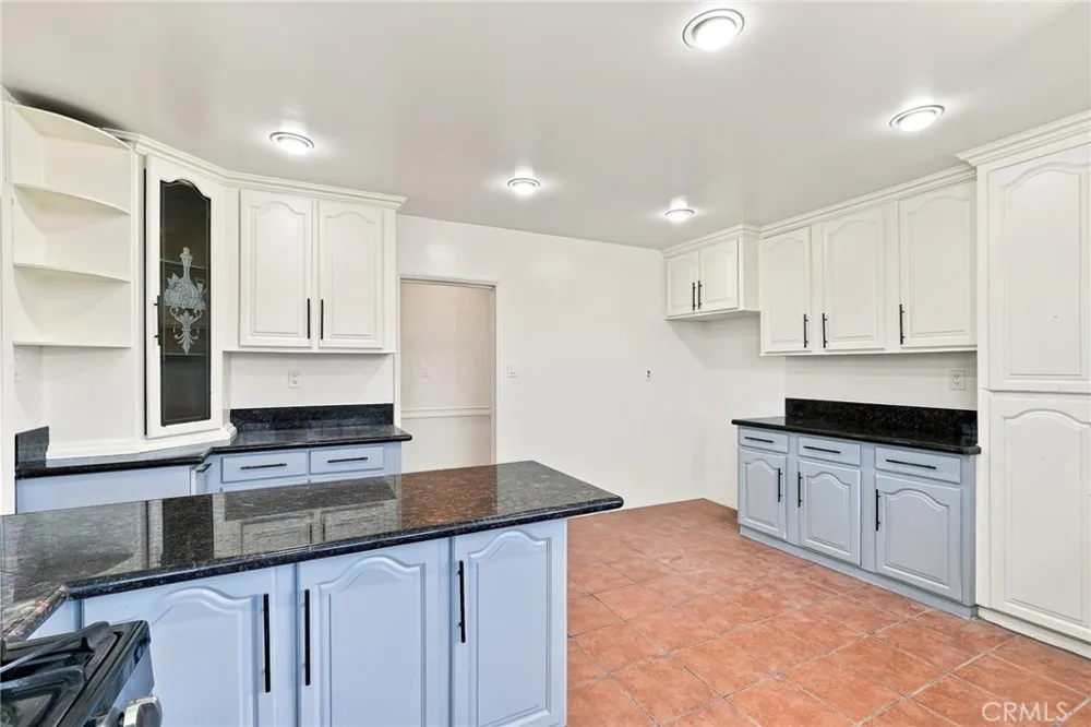 12239 Cedar Avenue Hawthorne, CA 90250
