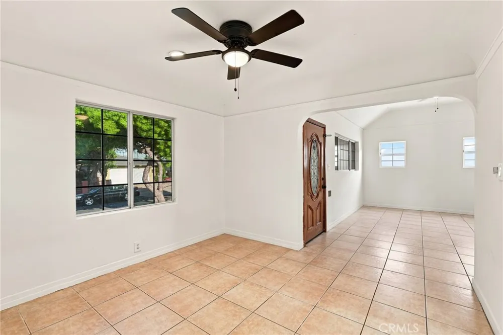 12239 Cedar Avenue Hawthorne, CA 90250