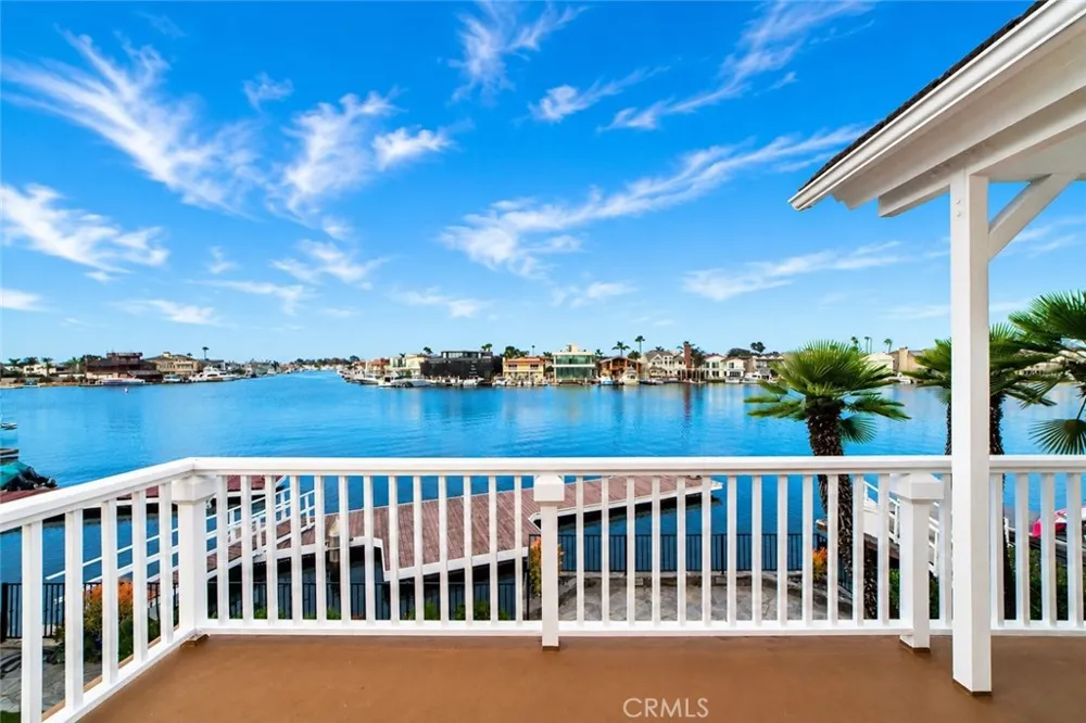 16832 Coral Cay Ln Huntington Beach, CA 92649