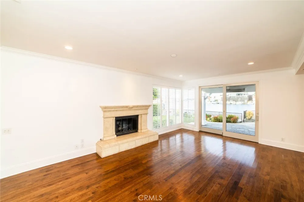 16832 Coral Cay Ln Huntington Beach, CA 92649