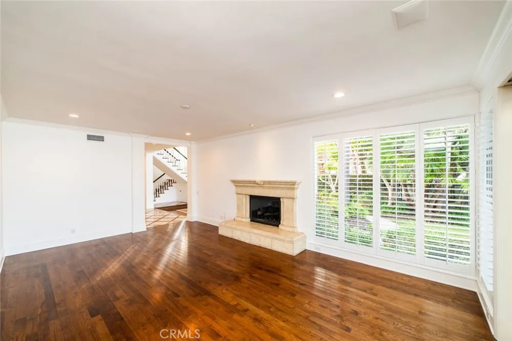 16832 Coral Cay Ln Huntington Beach, CA 92649