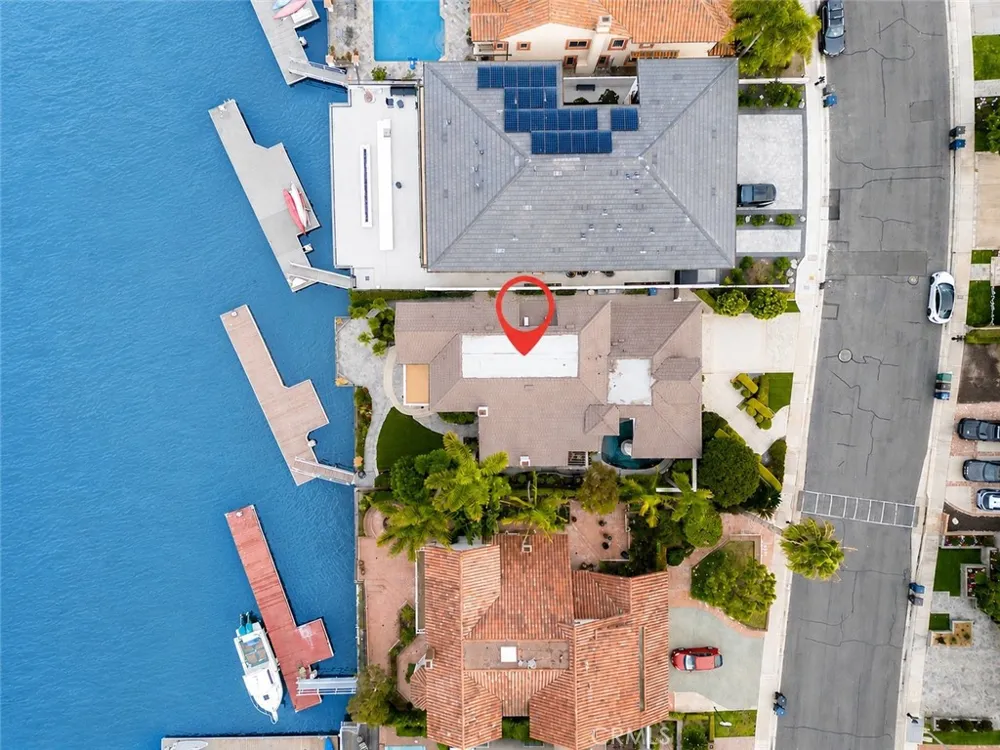 16832 Coral Cay Ln Huntington Beach, CA 92649