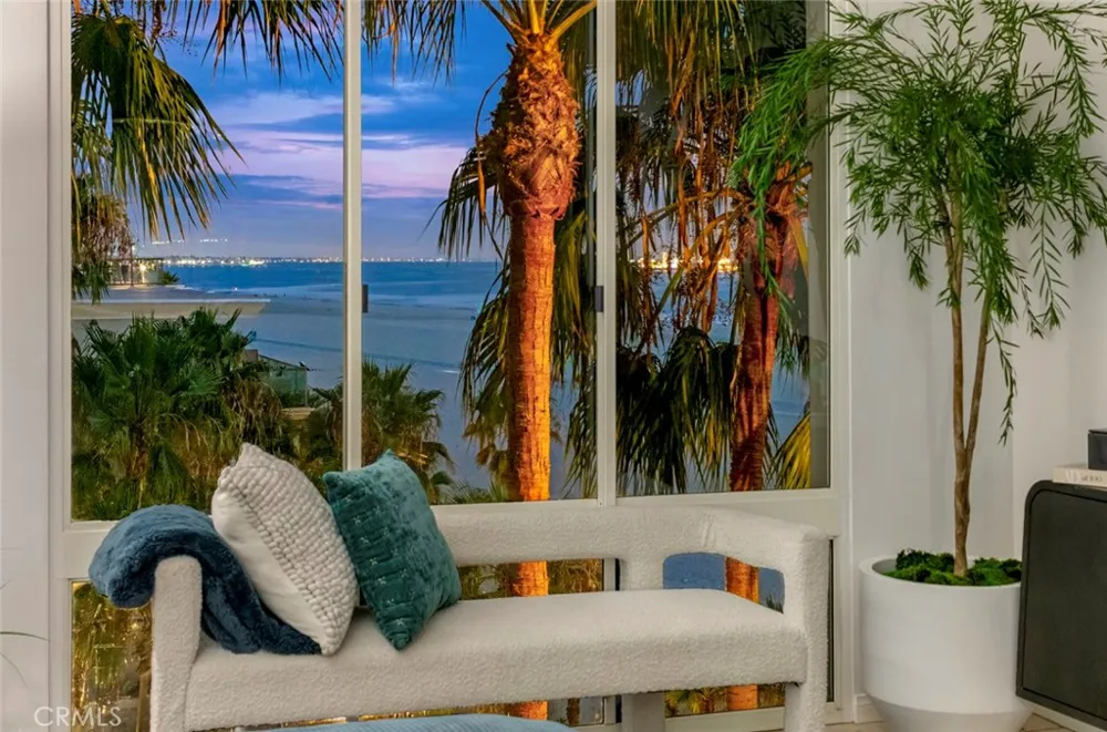 850 E Ocean Boulevard #205 Long Beach, CA 90802