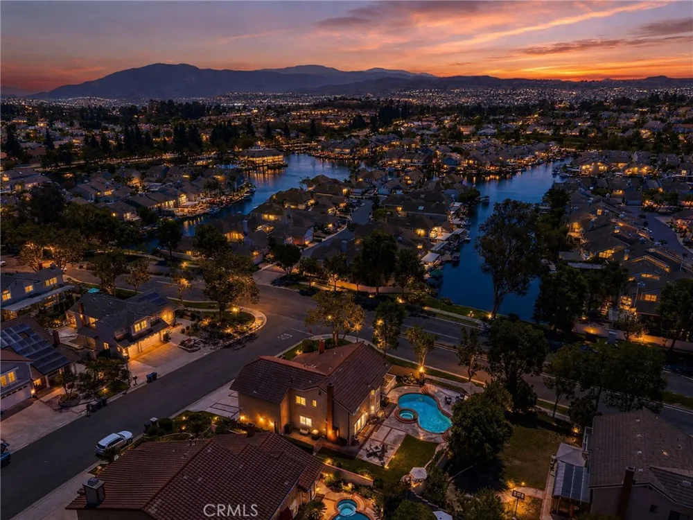 5321 Via Geraldina Yorba Linda, CA 92886