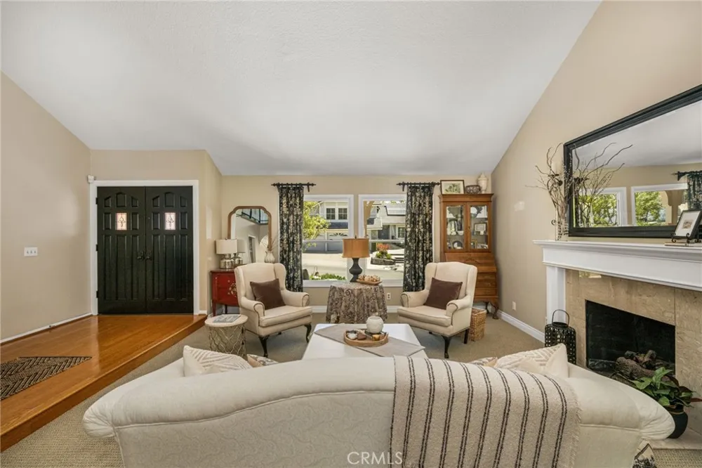 5321 Via Geraldina Yorba Linda, CA 92886