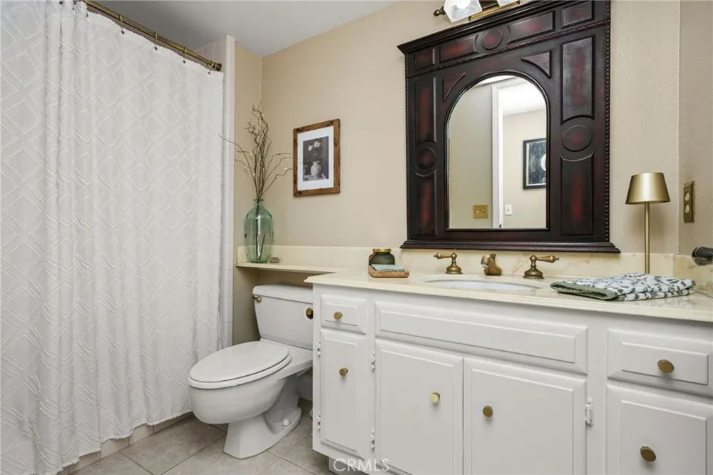 5321 Via Geraldina Yorba Linda, CA 92886