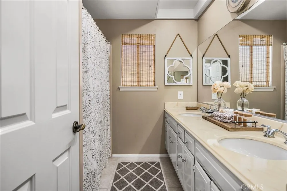 5321 Via Geraldina Yorba Linda, CA 92886
