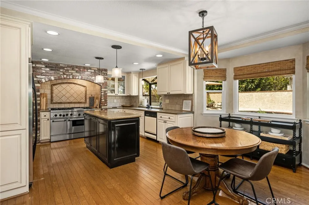 5321 Via Geraldina Yorba Linda, CA 92886