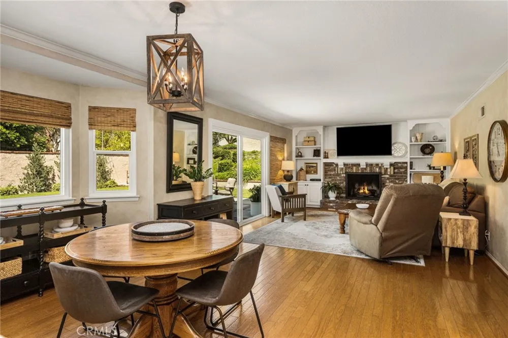 5321 Via Geraldina Yorba Linda, CA 92886