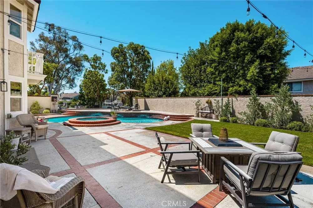 5321 Via Geraldina Yorba Linda, CA 92886