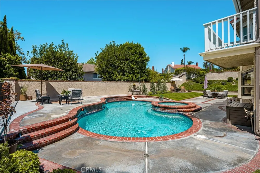 5321 Via Geraldina Yorba Linda, CA 92886