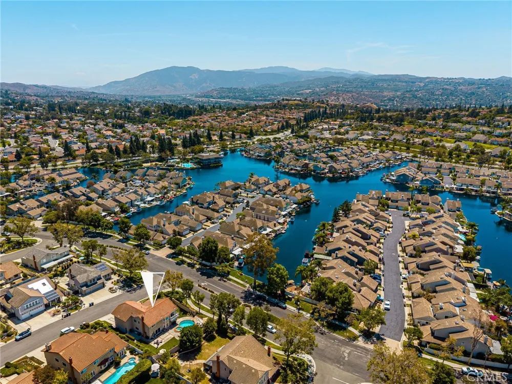 5321 Via Geraldina Yorba Linda, CA 92886