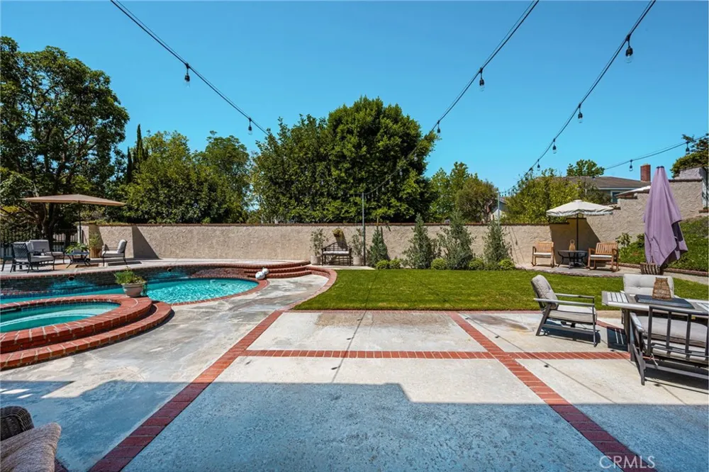 5321 Via Geraldina Yorba Linda, CA 92886