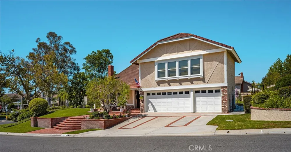 5321 Via Geraldina Yorba Linda, CA 92886