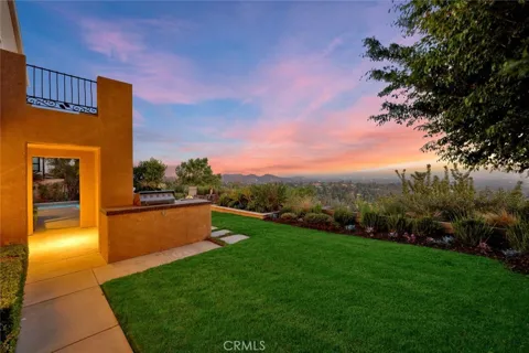 2568 San Miguel Drive