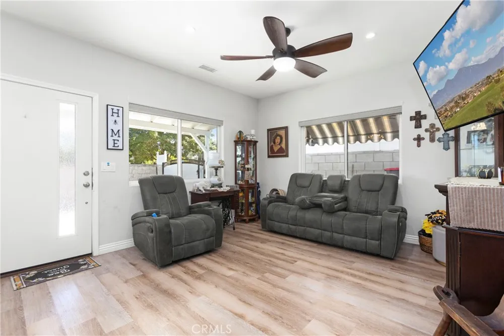 2943 San Juan Drive Fullerton, CA 92835