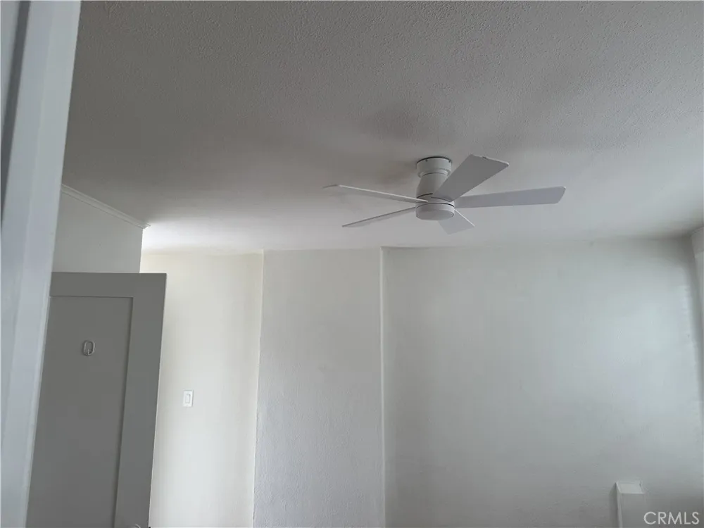 409 16th Manhattan Beach, CA 90266