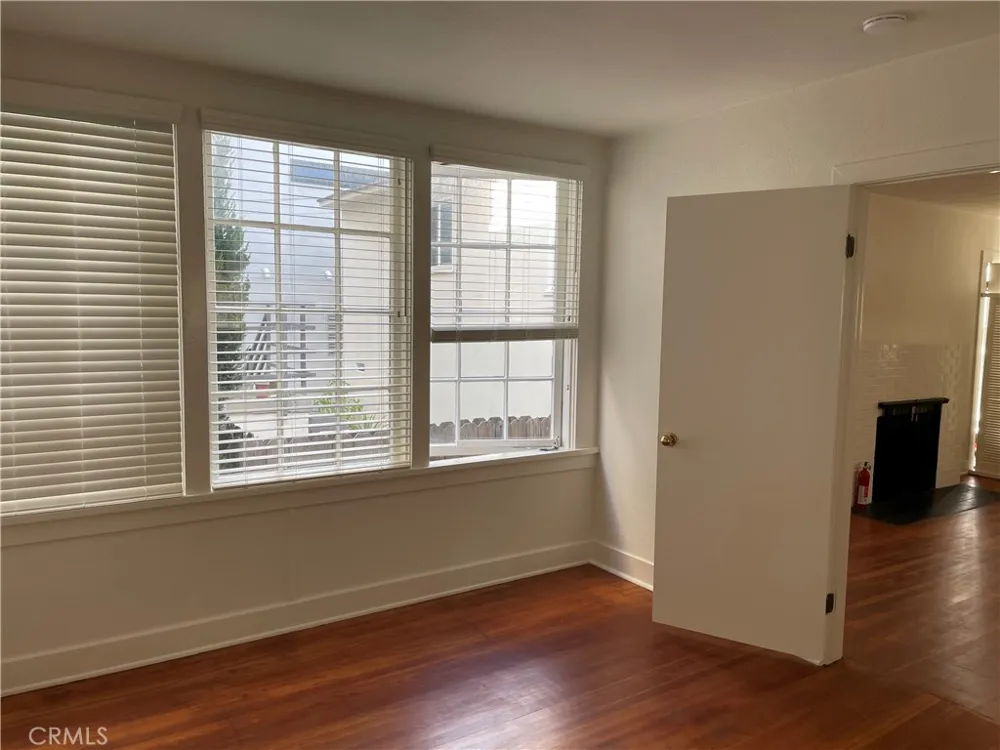 409 16th Manhattan Beach, CA 90266
