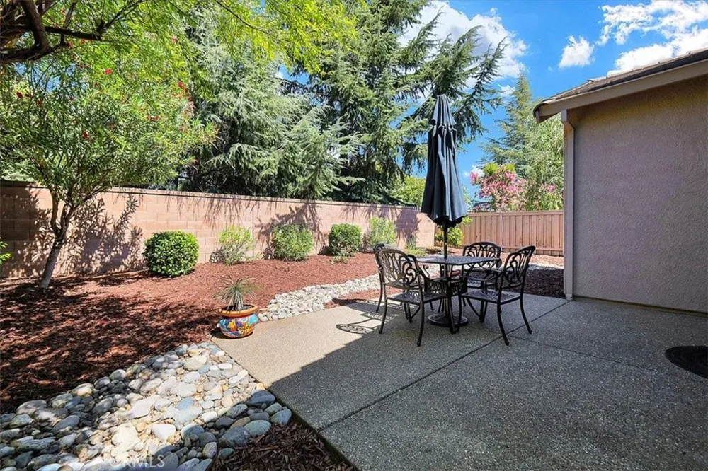 220 Saddlehorn Loop Lincoln, CA 95648