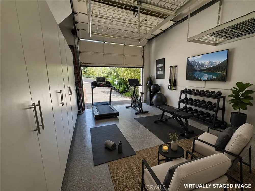 1881 Lemon Heights Drive North Tustin, CA 92705