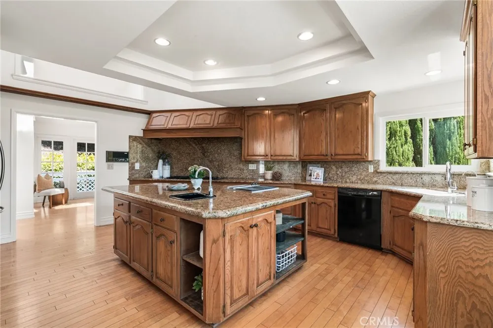1881 Lemon Heights Drive North Tustin, CA 92705