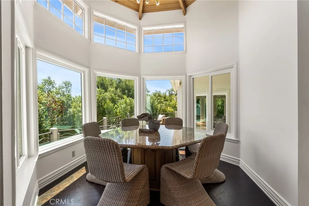 1881 Lemon Heights Drive North Tustin, CA 92705