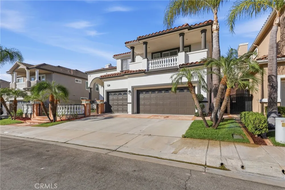 17529 Cloverdale Yorba Linda, CA 92886
