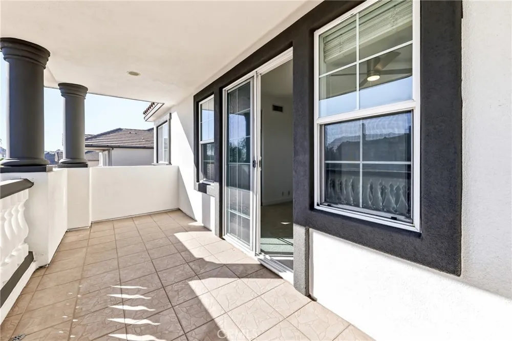 17529 Cloverdale Yorba Linda, CA 92886