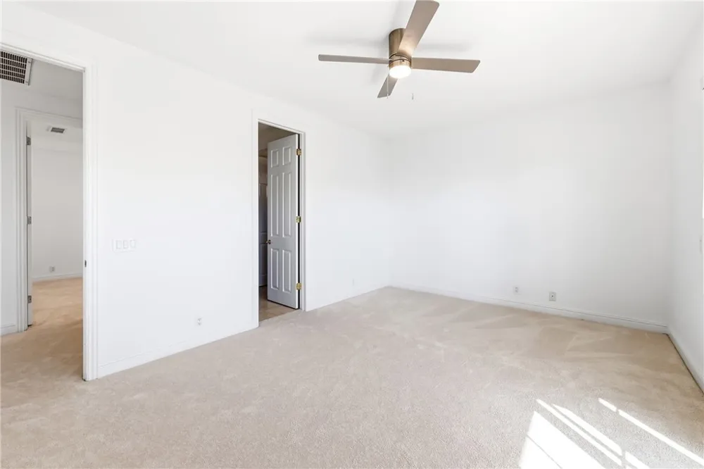 17529 Cloverdale Yorba Linda, CA 92886