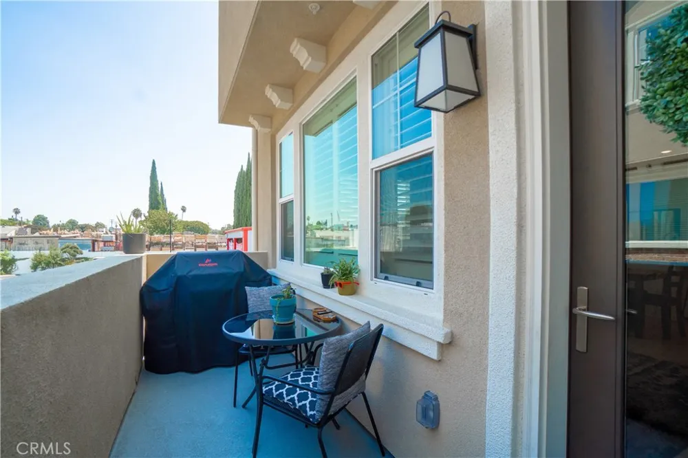 16434 Whittier #6 Boulevard Whittier, CA 90603